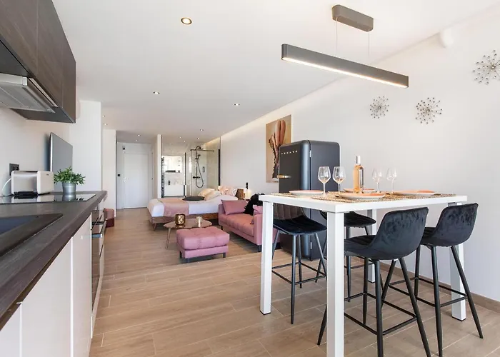 Village Naturiste R4n - Catalina Heliopolis Luxe * Agde